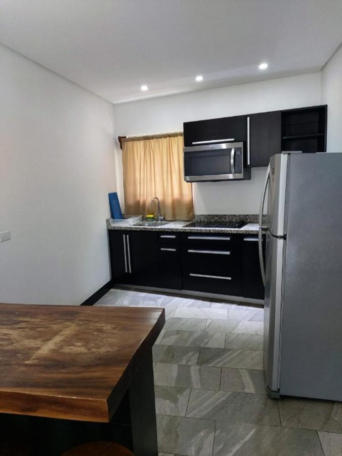 Pura Vida Apartments Quepos Exteriör bild