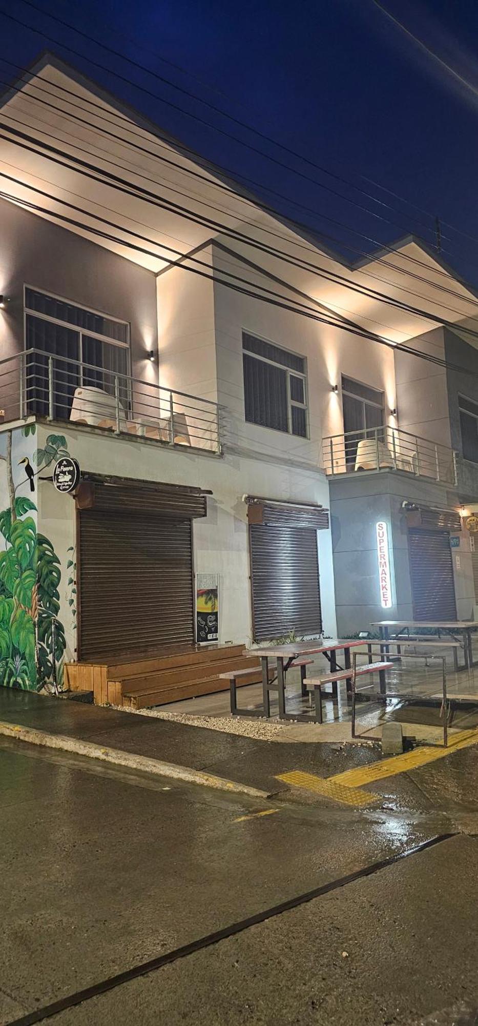 Pura Vida Apartments Quepos Exteriör bild